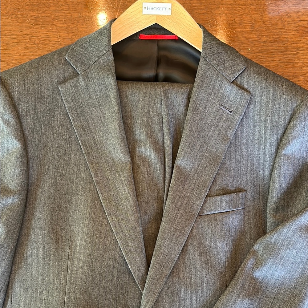 Hackett of London Gray Herringbone Suit 42R
